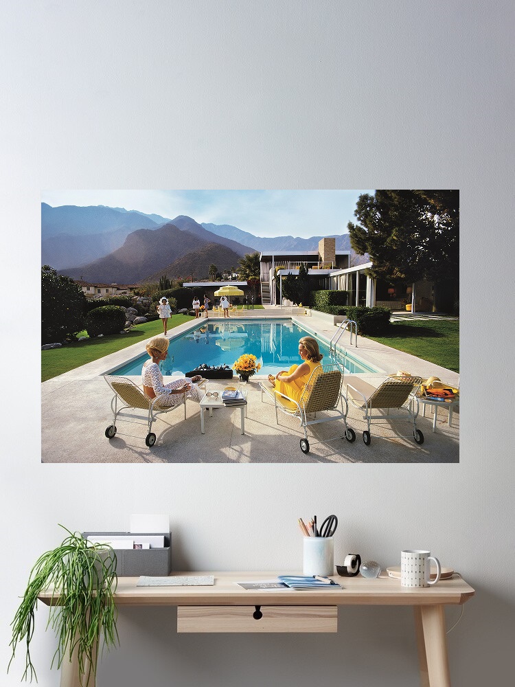 Luxury Lifestyle Living - Retro Poolside Host Luxury Lifestyle By