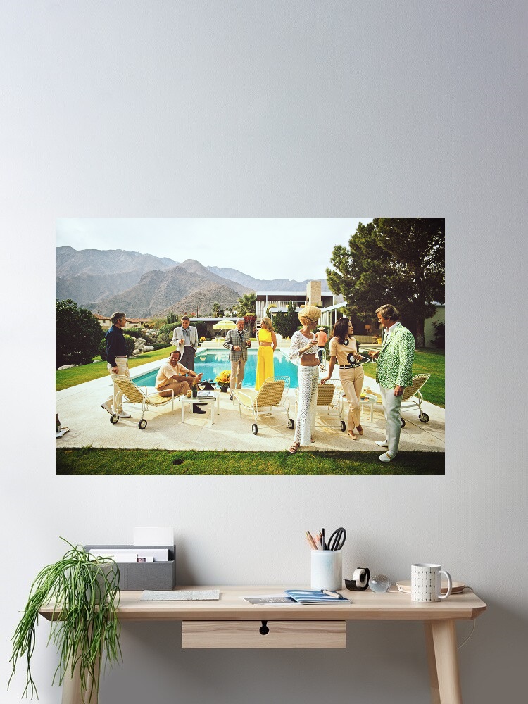 Luxury Lifestyle Living - Retro Poolside Host Luxury Lifestyle By
