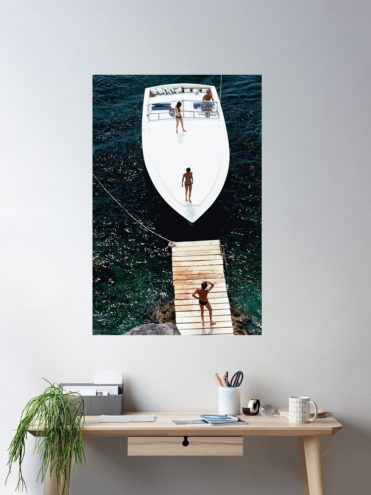 Luxury Lifestyle Living - Retro Poolside Host Luxury Lifestyle By