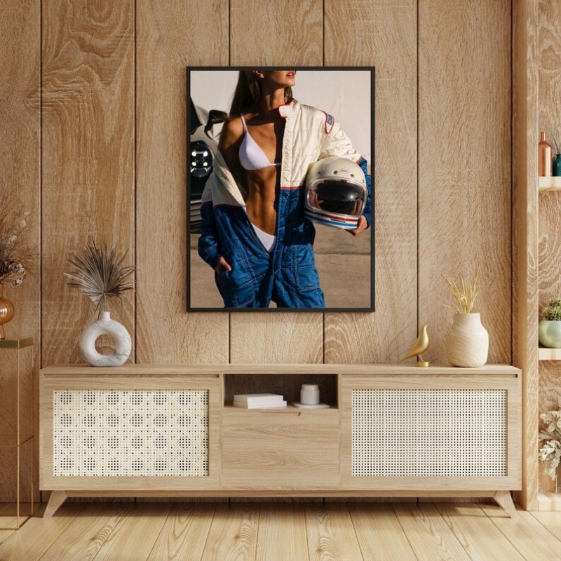 Vintage Luxury Car and Edgy Mo - Luxury Lifestyle Living recension och pris